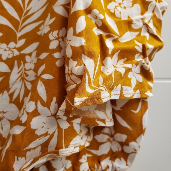 Flirty Tank (SOLD) - Picture 3 of 3